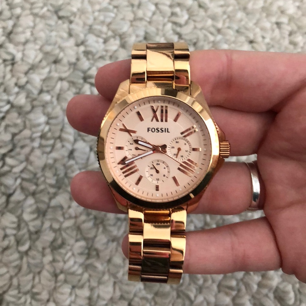 Gold Fossil watch